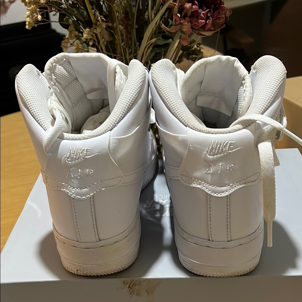 Nike Air Force 1 High Top Sneakers - White - Picture 4 of 6